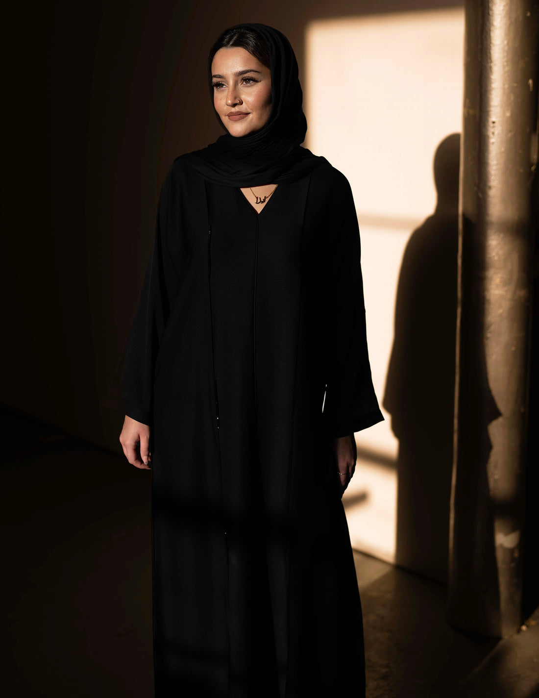 Essential Closed Abaya - Black - Abayas, black abayas, Closed, closed abayas, essential, essential abayas, Featured - AZAARYA