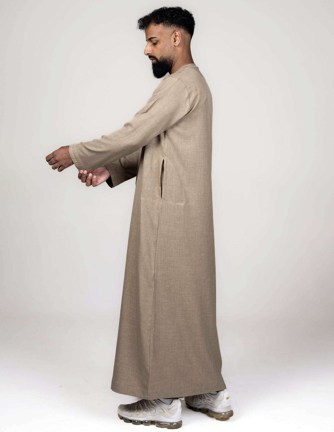 Rayaan Beige Emirati Thobe - beige jubbah, beige thobe, Featured, Men, mens jubbah, mens thobe, mens thobes, Thobes - AZAARYA