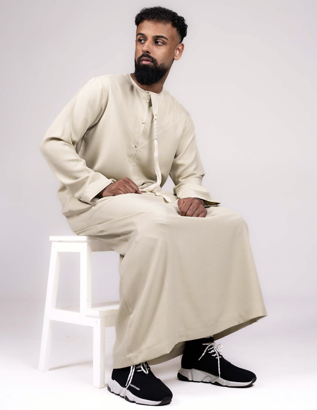 Zidaan Cream Emirati Thobe - cream jubba, cream thobe, Featured, Men, mens cream thobe, mens jubbah, mens thobe, mens thobes, Thobes - AZAARYA