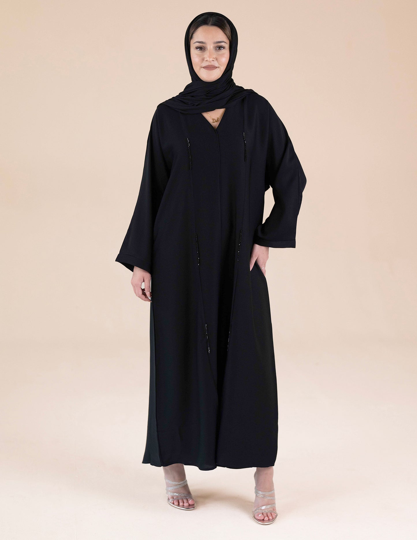 Essential Closed Abaya - Black - Abayas, black abayas, Closed, closed abayas, essential, essential abayas, Featured - AZAARYA