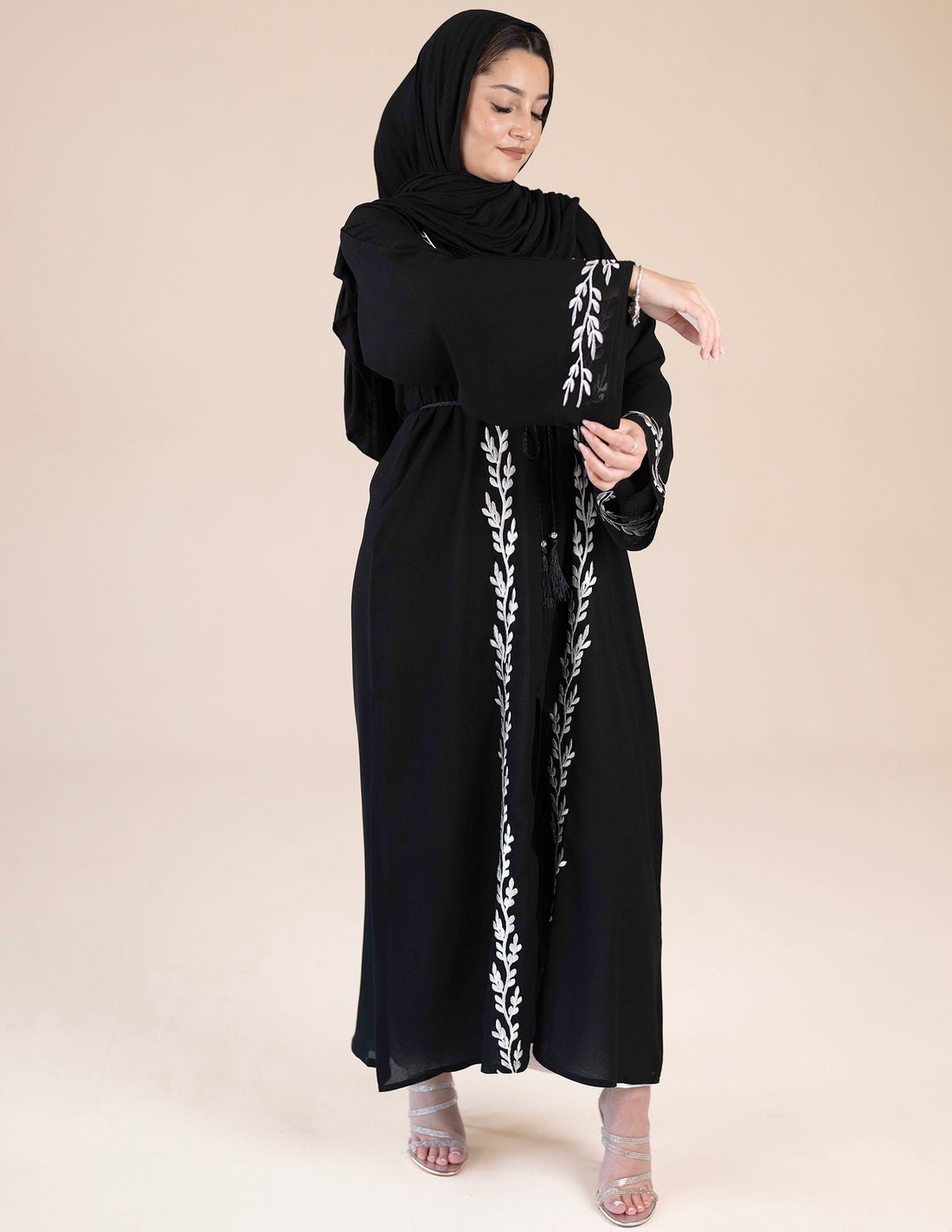 Hania Black Embroidered Abaya - Abayas, Best, black abayas, open abayas, premium, premium abayas - AZAARYA