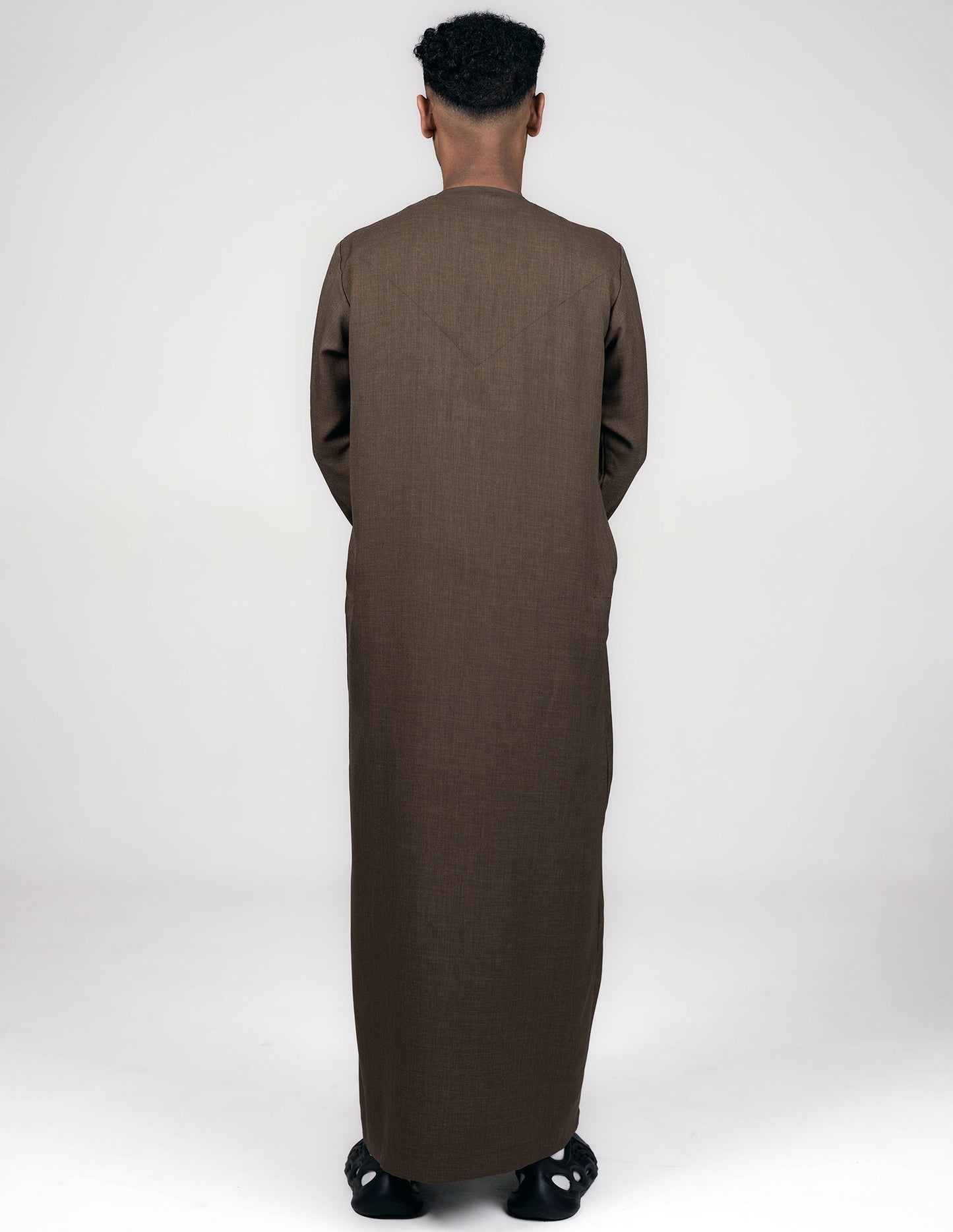 Sufyaan Brown Emirati Thobe - brown emirati thobe, brown jubbah, brown thobe, Featured, Men, mens jubbah, mens thobe, mens thobes, Thobes - AZAARYA